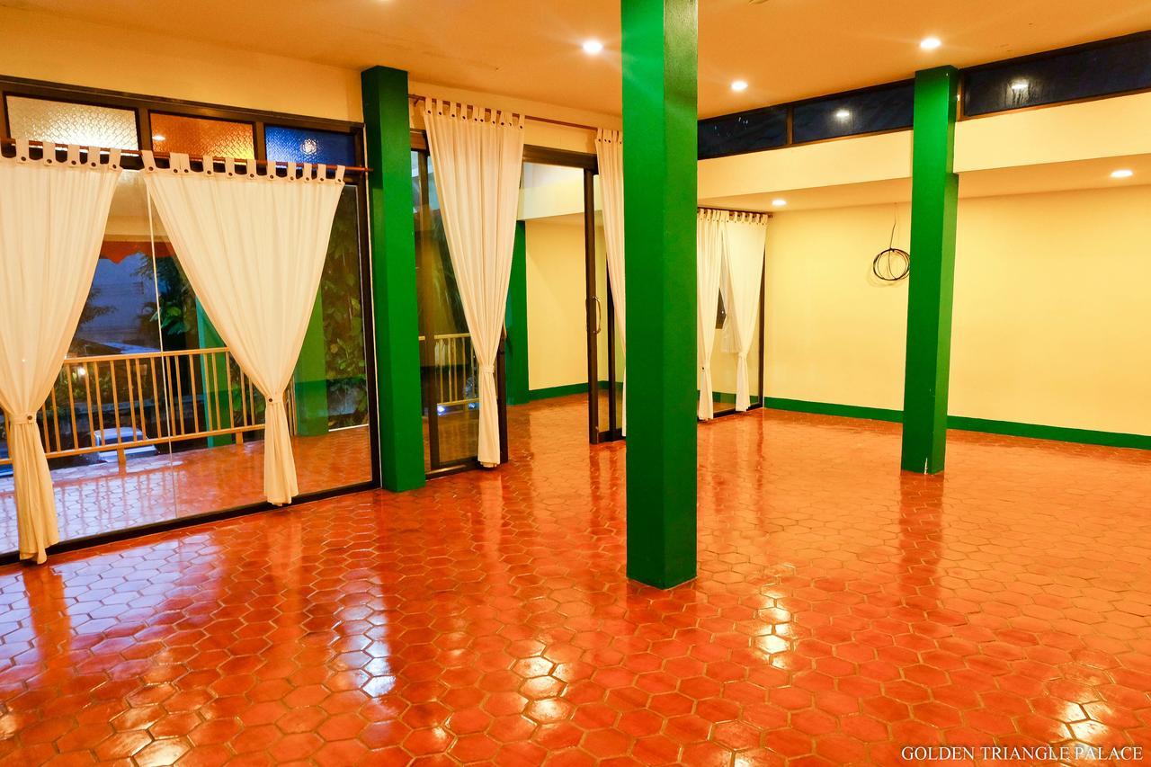 Golden Triangle Palace Chiang Rai Exterior photo